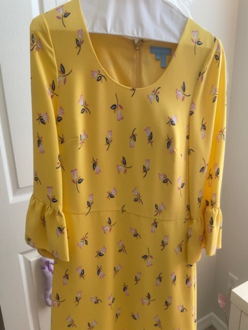 Pretty Draper James Yellow Floral Dress - Bell Sleeves Size 10